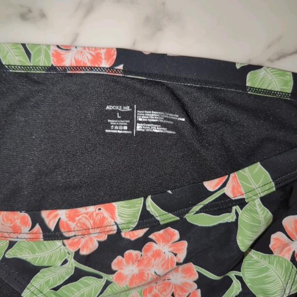 👙L Floral Bikini Bottom - Picture 5 of 8